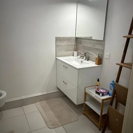 T2 Recent Sabine Apartment