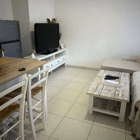 T2 Recent Sabine Apartment